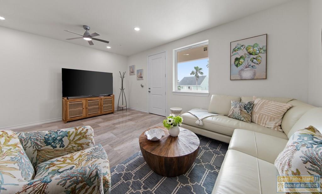 116 E Cora Lee Dr. # 3