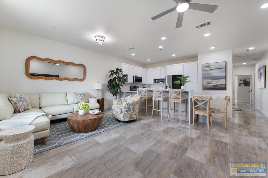 116 E Cora Lee Dr. # 3