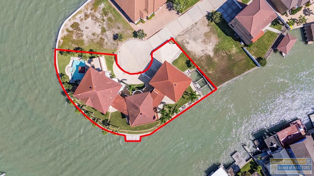1208 North Shore
