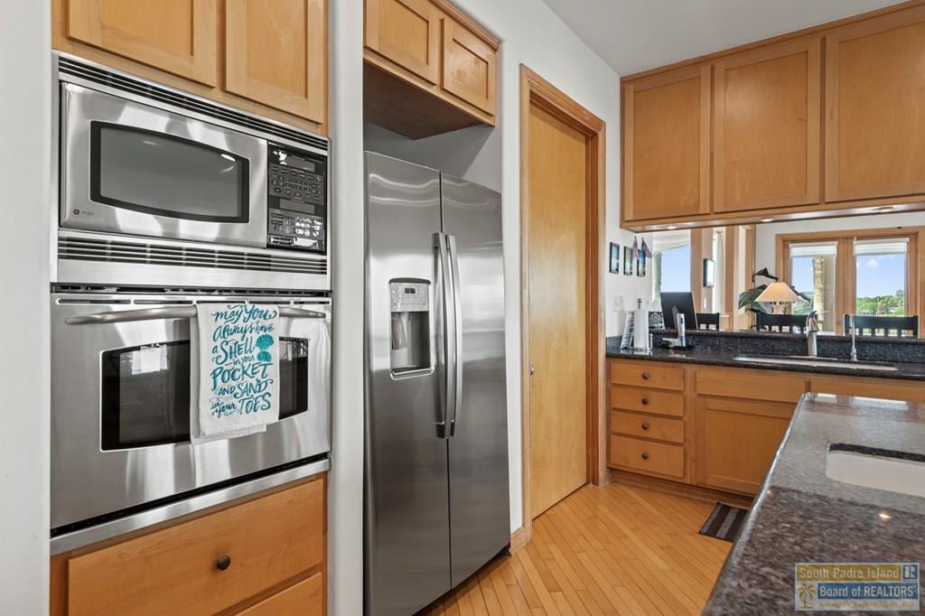 1208 North Shore