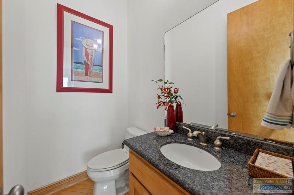 1208 North Shore