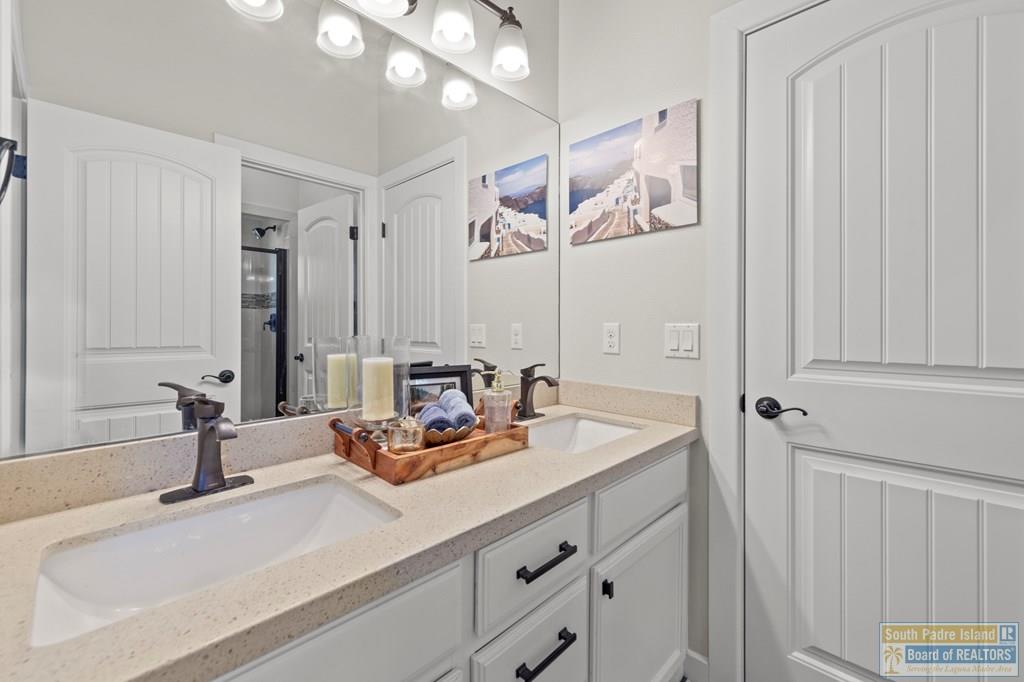 128 Sea Grape Lane, Laguna Vista