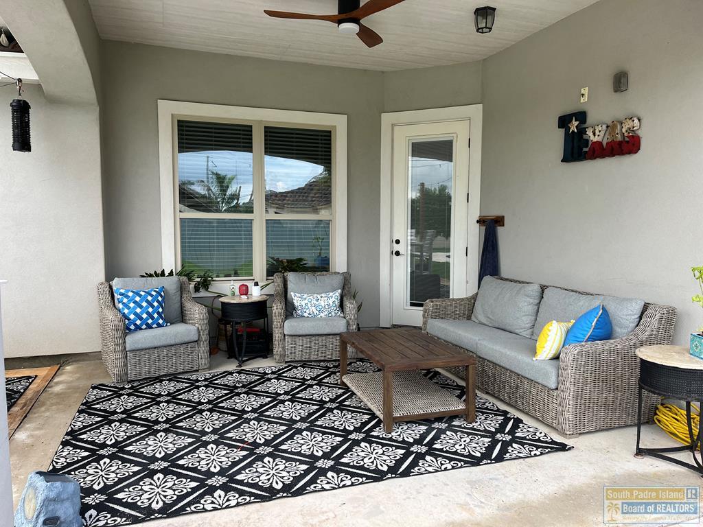 128 Sea Grape Lane, Laguna Vista