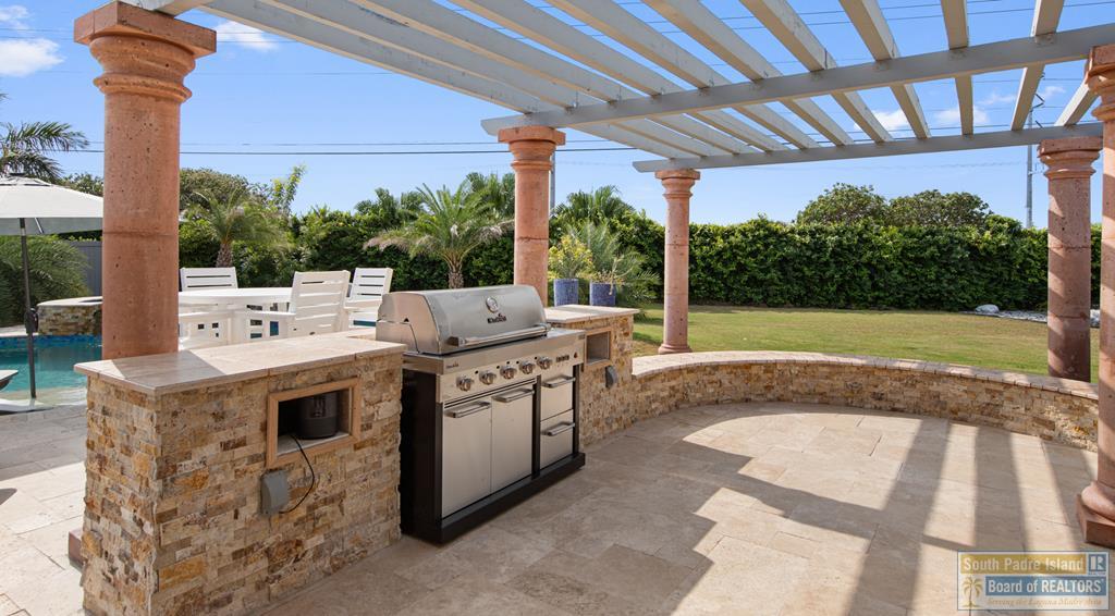 128 Sea Grape Lane, Laguna Vista