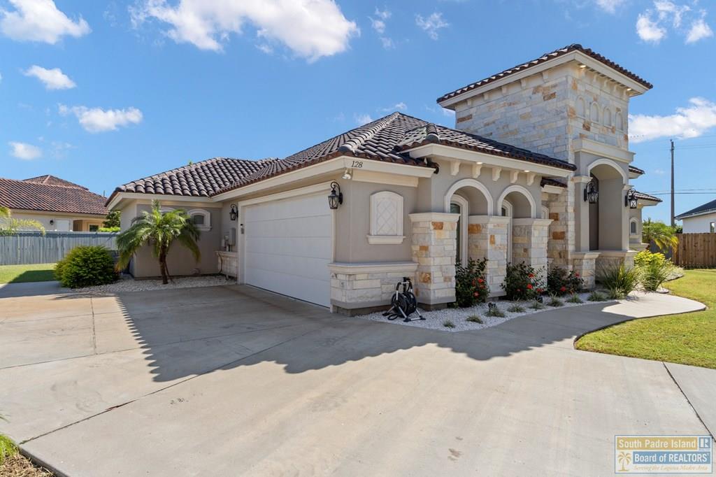 128 Sea Grape Lane, Laguna Vista