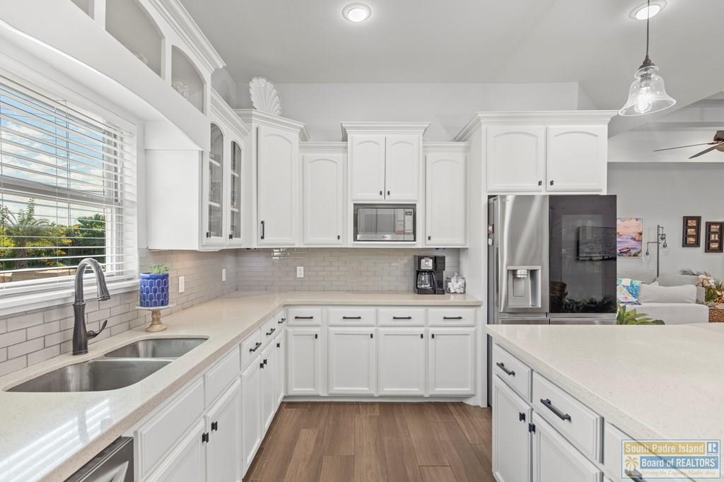 128 Sea Grape Lane, Laguna Vista