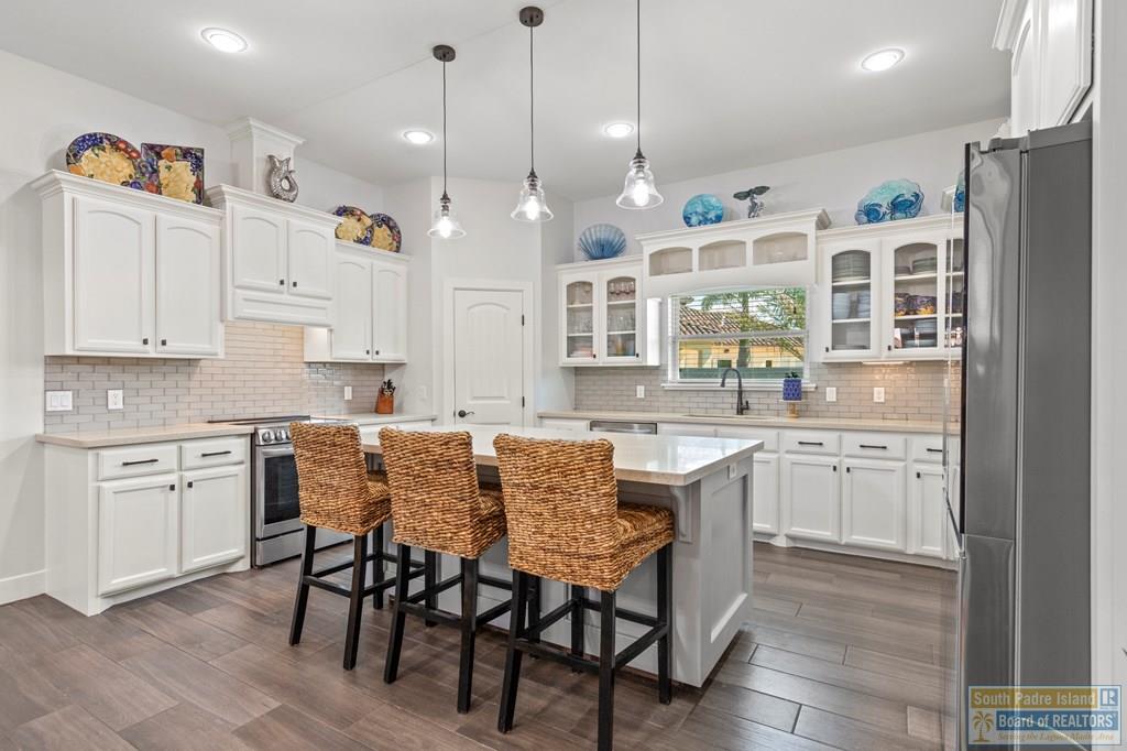 128 Sea Grape Lane, Laguna Vista