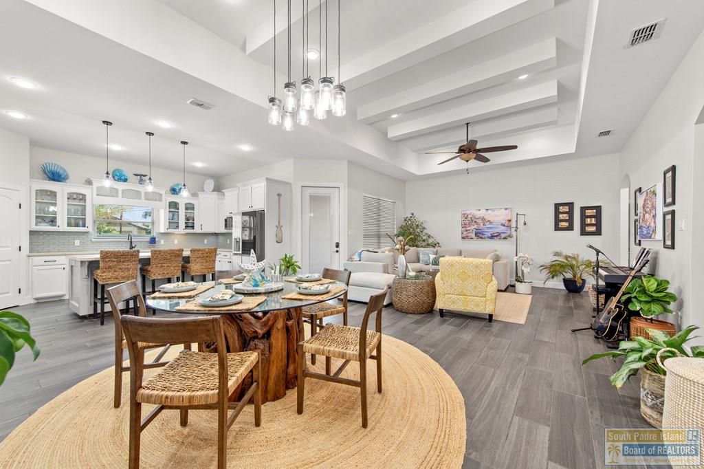 128 Sea Grape Lane, Laguna Vista