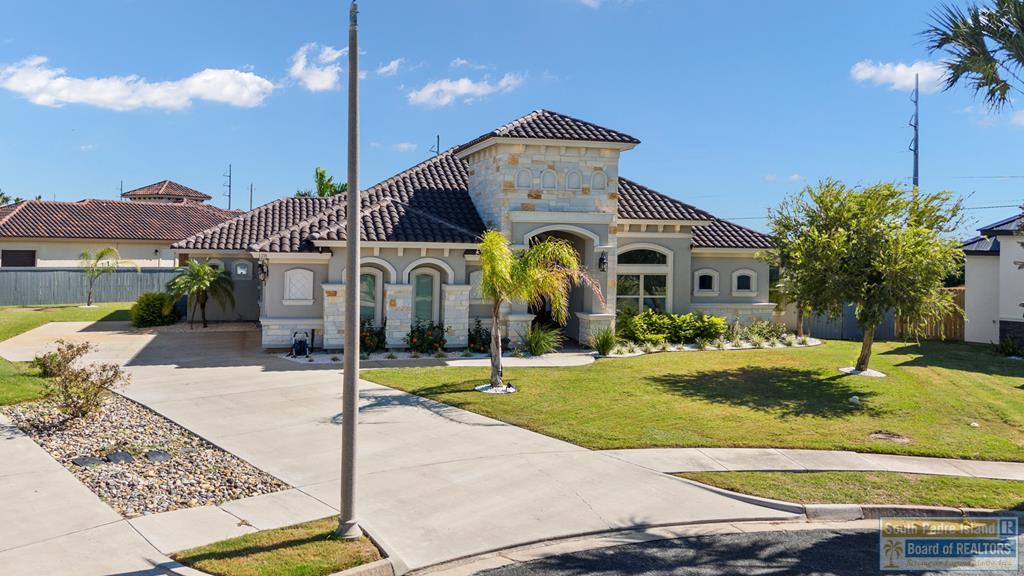 128 Sea Grape Lane, Laguna Vista