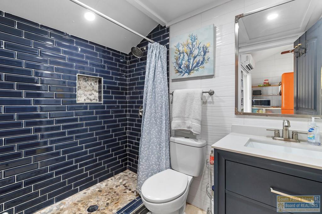 200 W Kingfish St. # D, South Padre Island Unit: 203-D