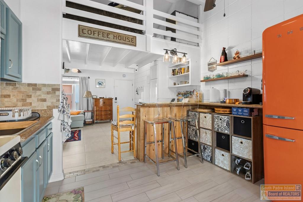 200 W Kingfish St. # D, South Padre Island Unit: 203-D