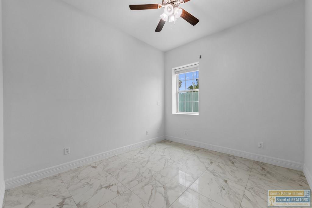 110 E Retama St. # 4 Unit: 1-4