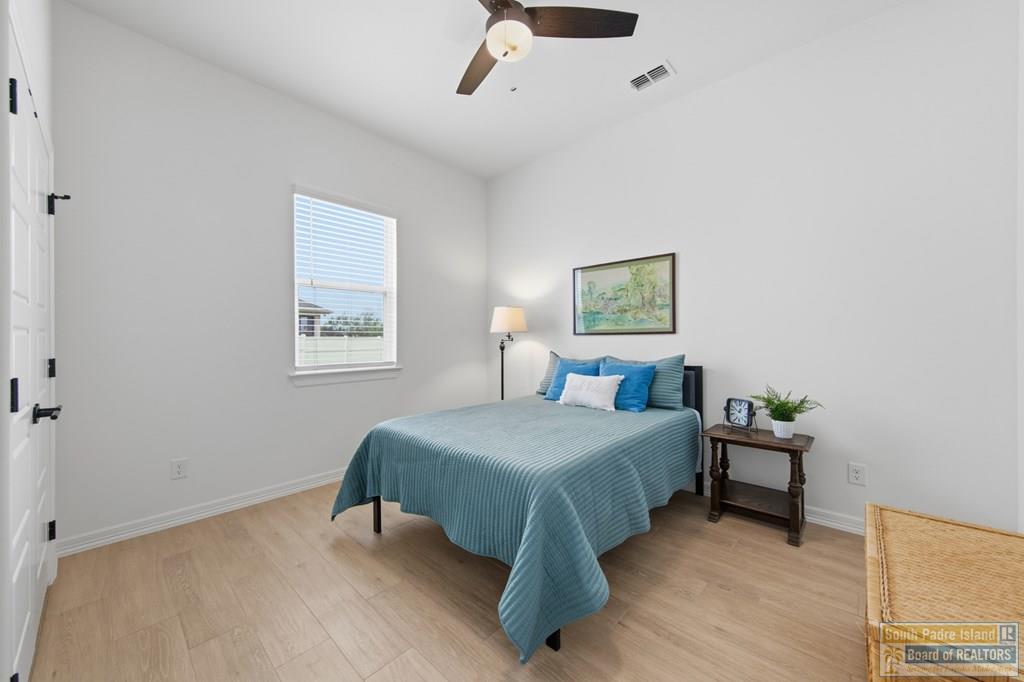 121 Torrey Pines Rd.