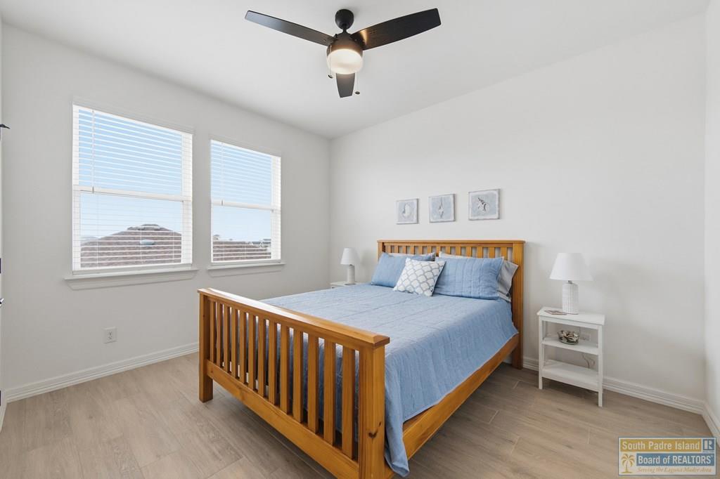 121 Torrey Pines Rd.