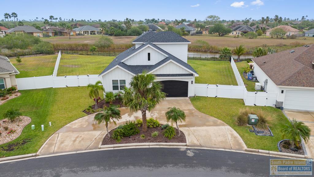 121 Torrey Pines Rd.