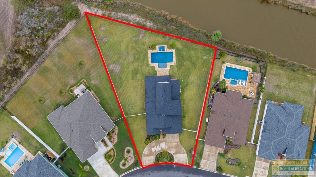 121 Torrey Pines Rd.