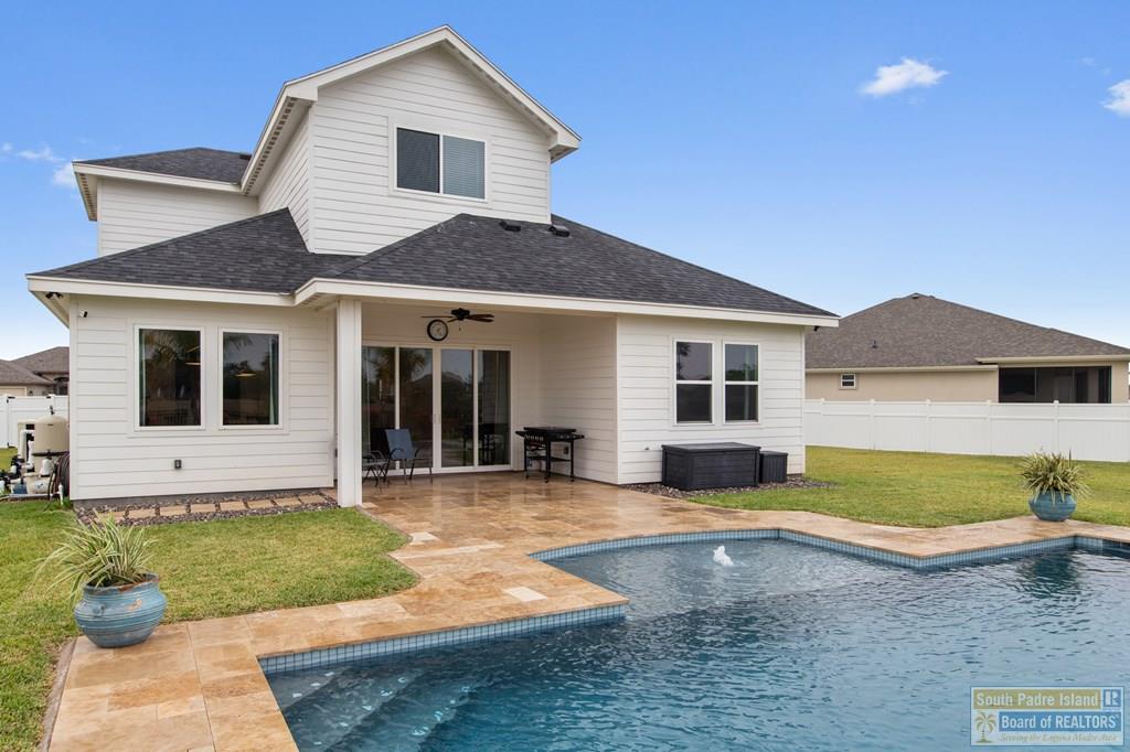 121 Torrey Pines Rd.