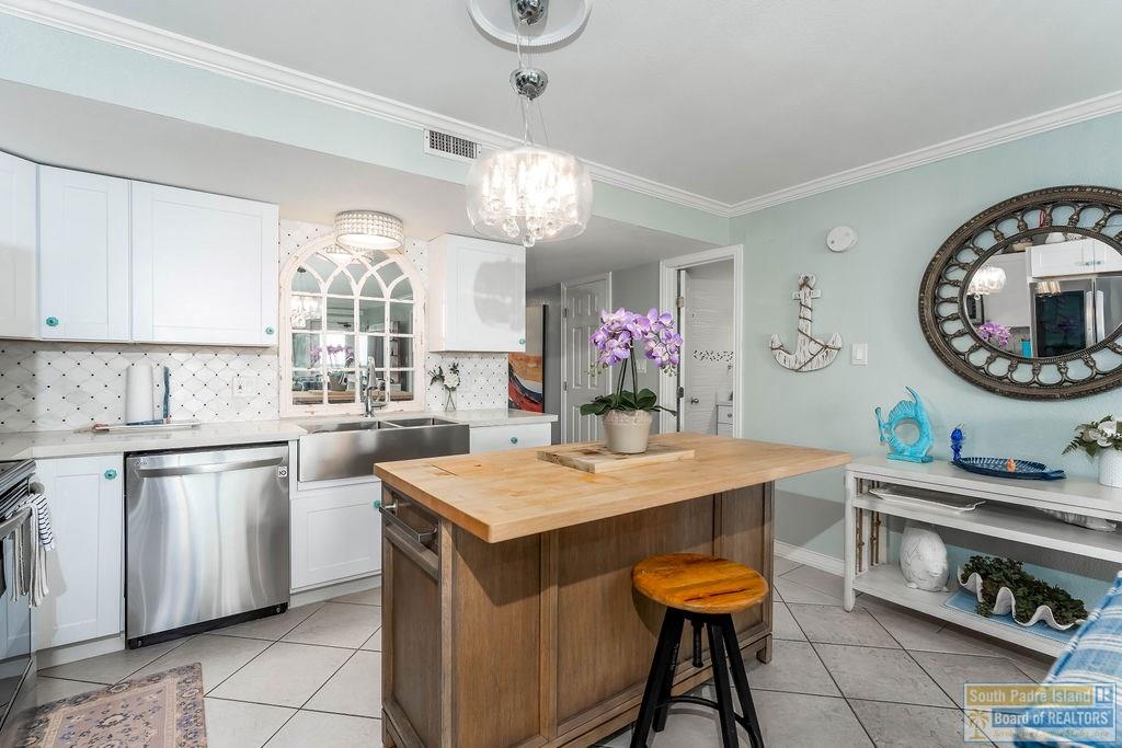 404 Padre Blvd. Unit: 906/3906