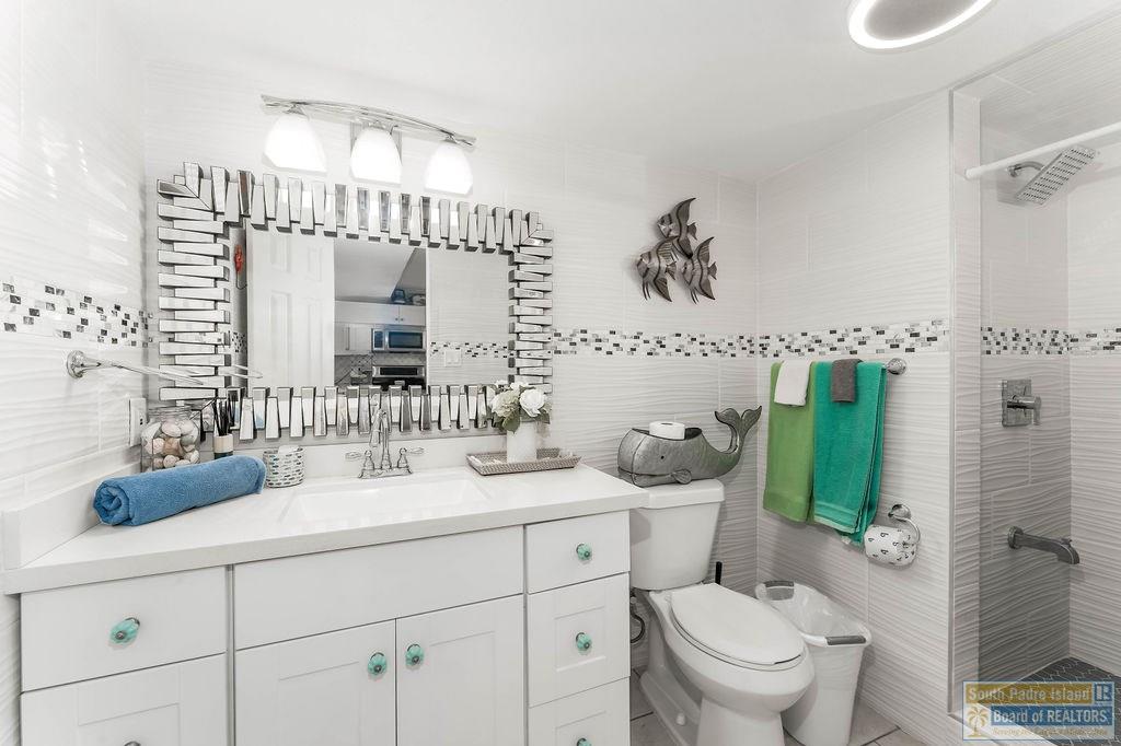 404 Padre Blvd. Unit: 906/3906