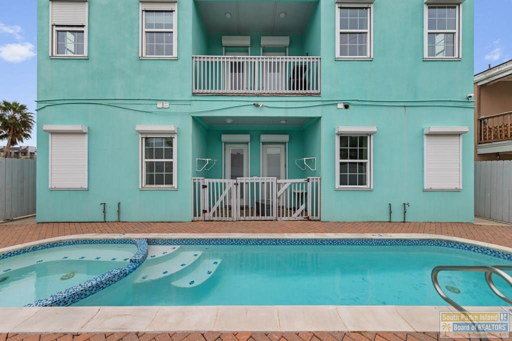 110 E Retama St. # 4 Unit: 1-4