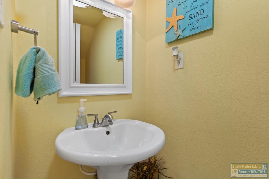 210 W Oleander St. # B