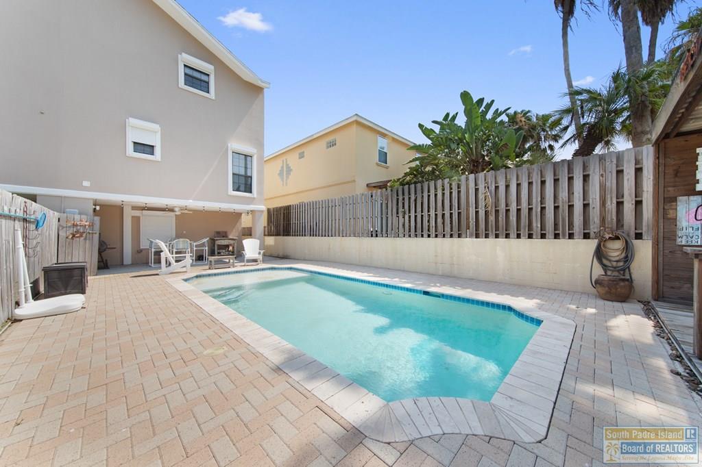 210 W Oleander St. # B