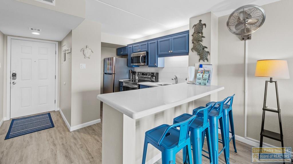 120 Padre Blvd. # 403