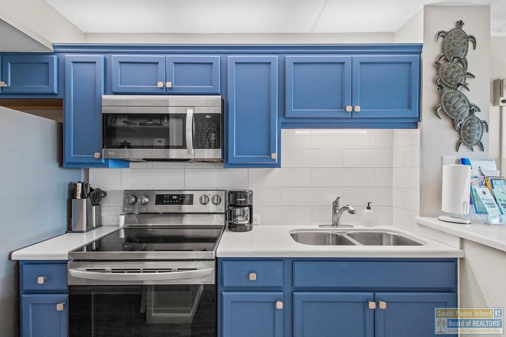 120 Padre Blvd. # 403