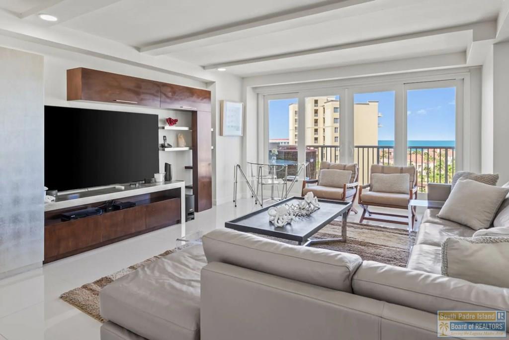 6300 Padre Blvd. # 801