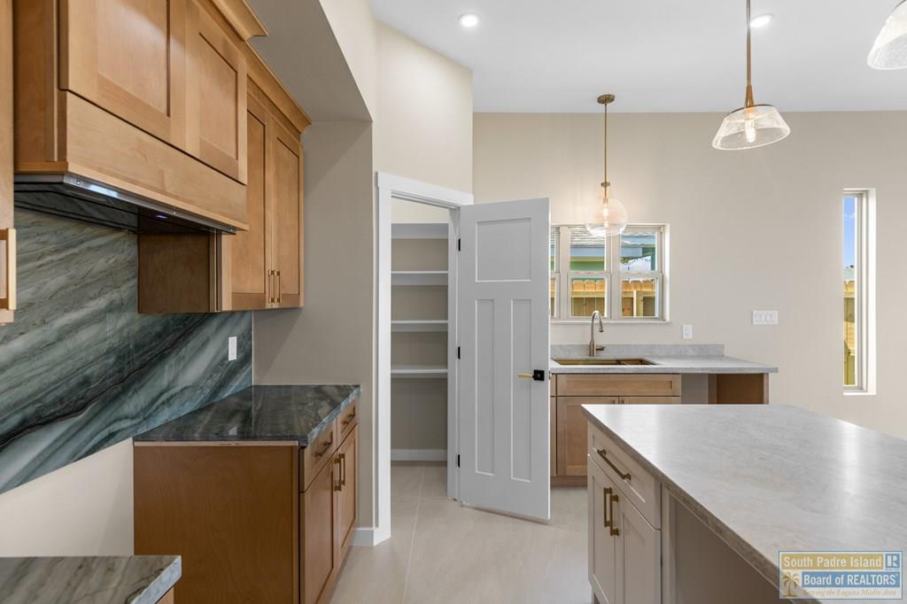 2742 Juan Castillo Ave.