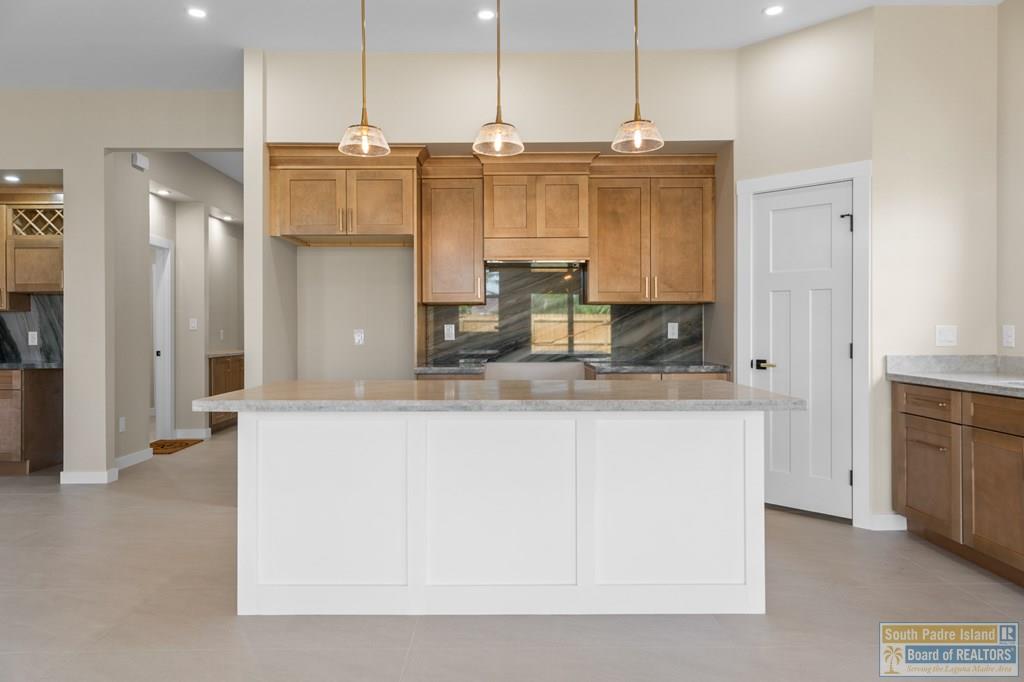 2742 Juan Castillo Ave.