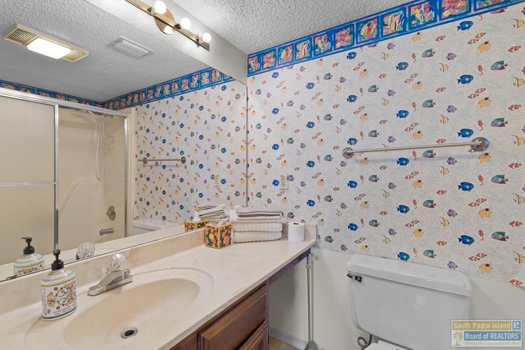 110 E Verna Jean Dr. # 204