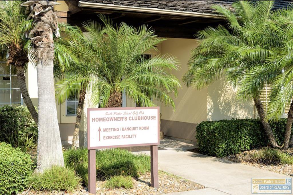 6 Country Club Dr.