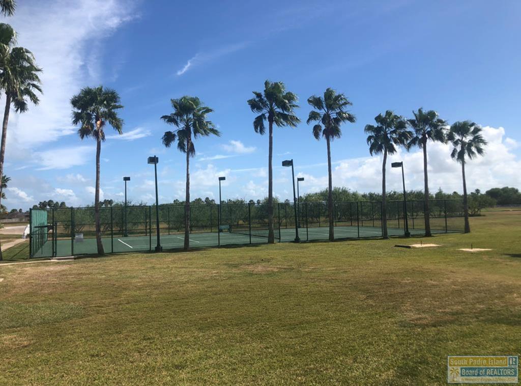 6 Country Club Dr.