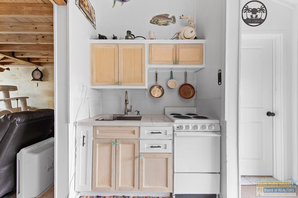 200 W Kingfish St. # 209A