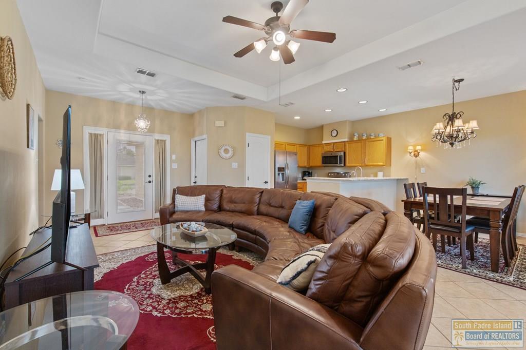 63 Augusta West