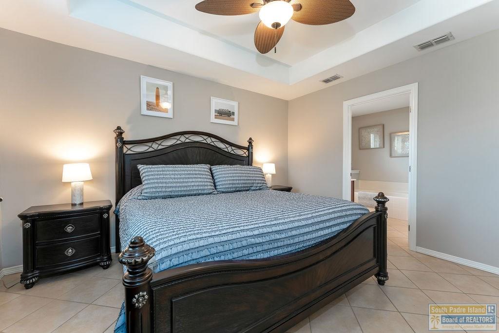 7 North Bay Hill Dr.