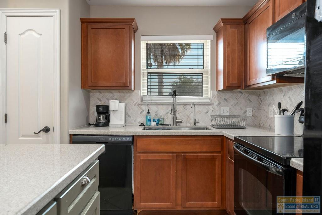 7 North Bay Hill Dr.