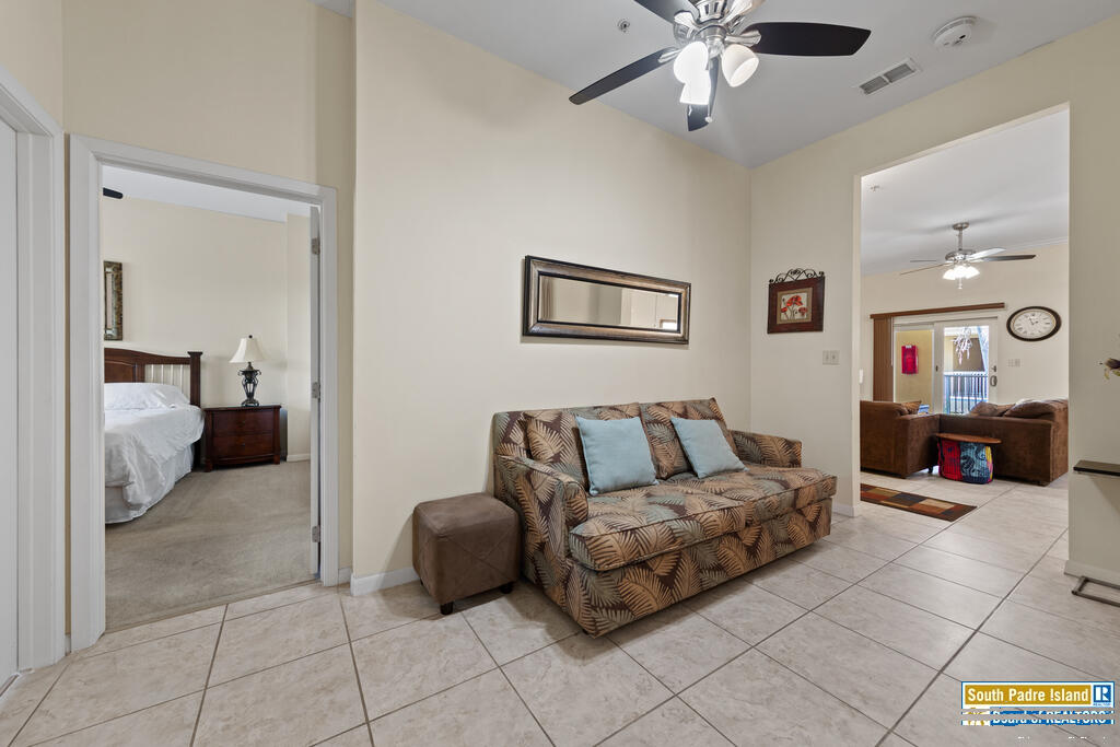 6410 Padre Blvd. # 306