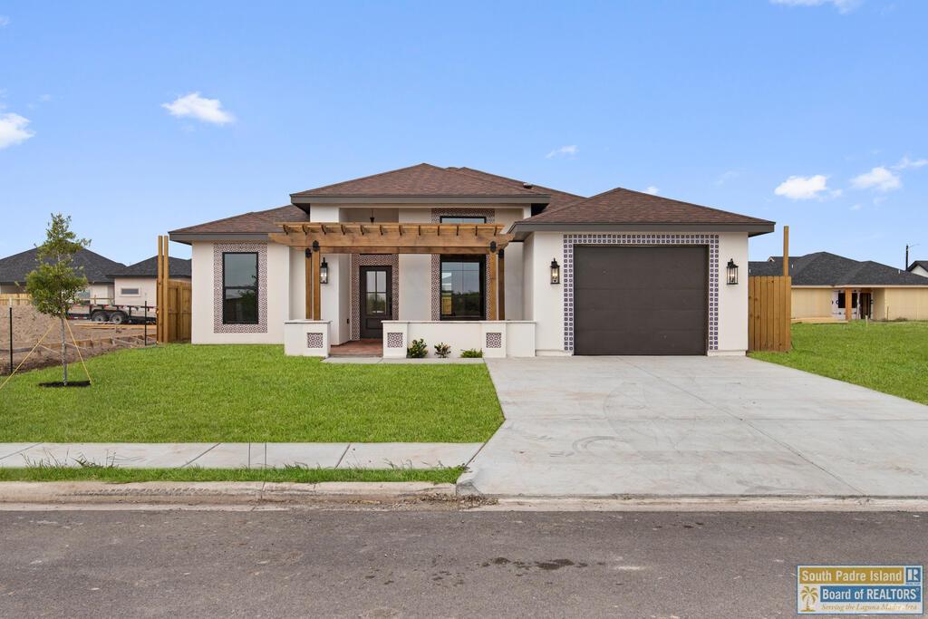 3102 Eliseo Villarreal Ave