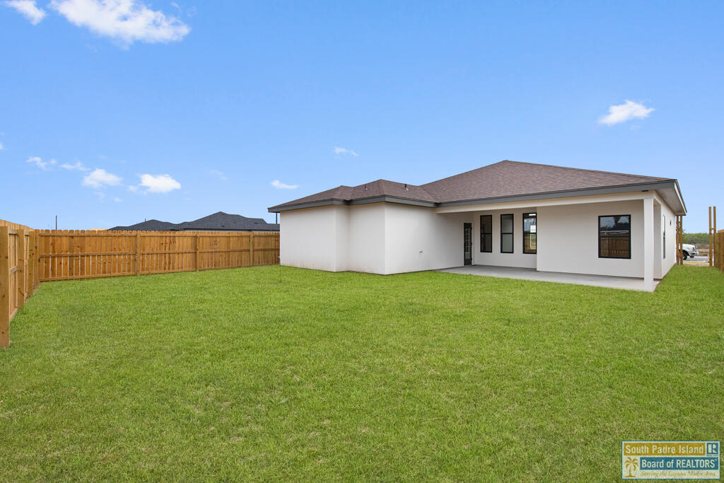 3102 Eliseo Villarreal Ave