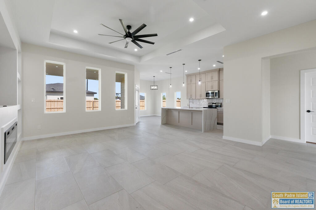 2902 Eliseo Villarreal Ave