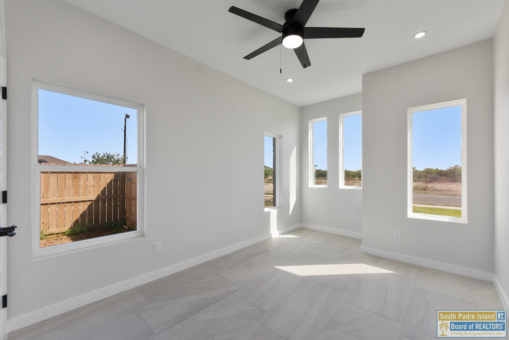 2902 Eliseo Villarreal Ave