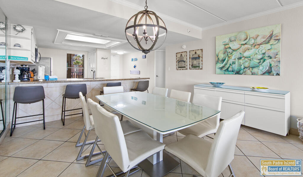 400 Padre Blvd. # 204