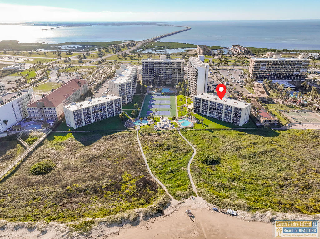 400 Padre Blvd. # 204