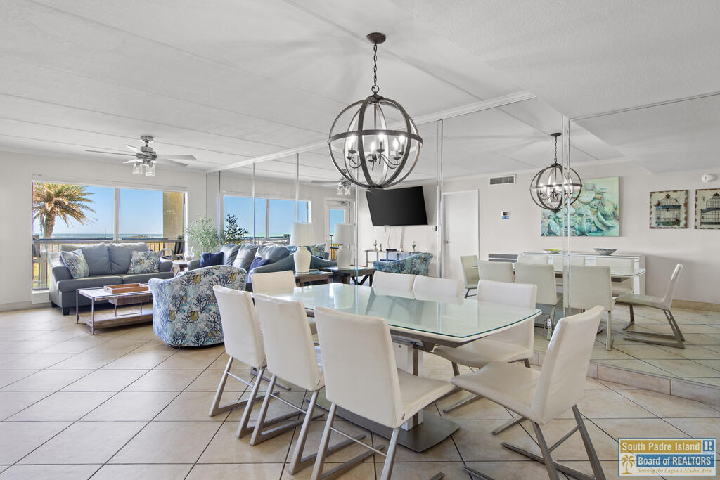 400 Padre Blvd. # 204