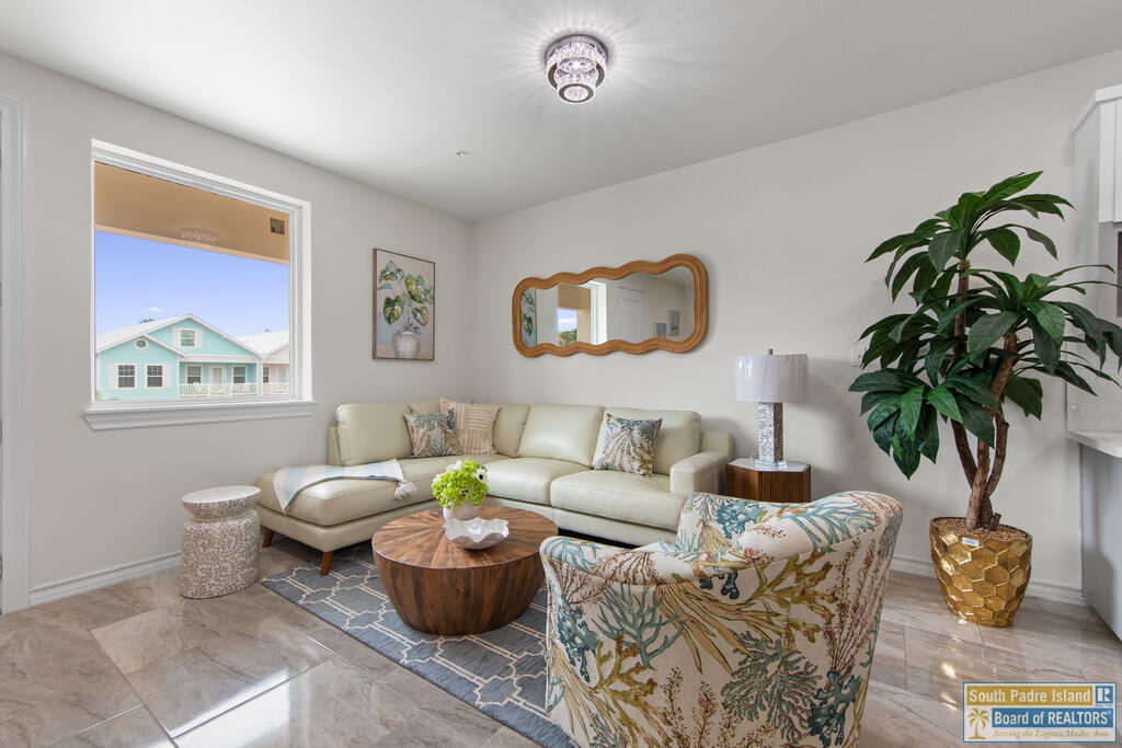 116 E Cora Lee Dr. # C