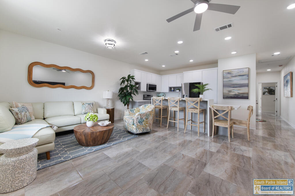 116 E Cora Lee Dr. # C