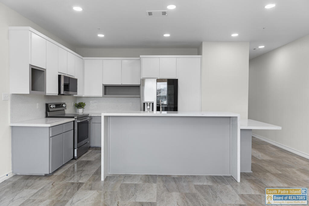 116 E Cora Lee Dr. # A