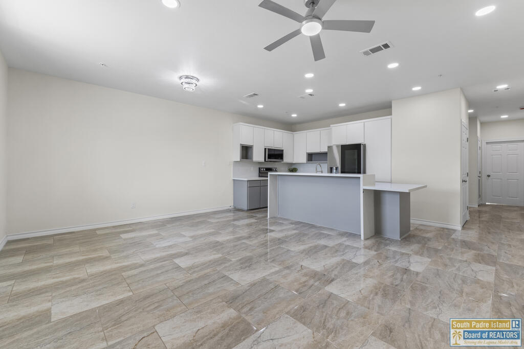 116 E Cora Lee Dr. # A